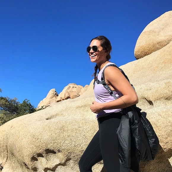 Meet your Posher, Courtney - Picture 4 of 5